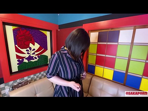 ❤️ Japanske cutie mei grutte tieten masturbeare mei seks boartersguod en hat in orgasme. Se fertelt yn in ynterview oer har neuken ûnderfining. Enorme titen en hierige kut dy't lûd kreunen. Osakaporn Kwaliteitsseks by porno fy.hentaivost.ru ❌